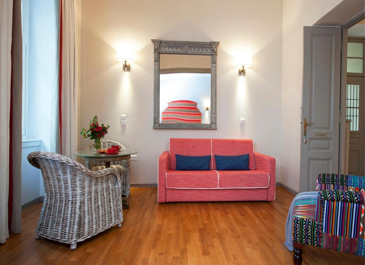 Acropolis Townhouseco Suites 雅典 外观 照片
