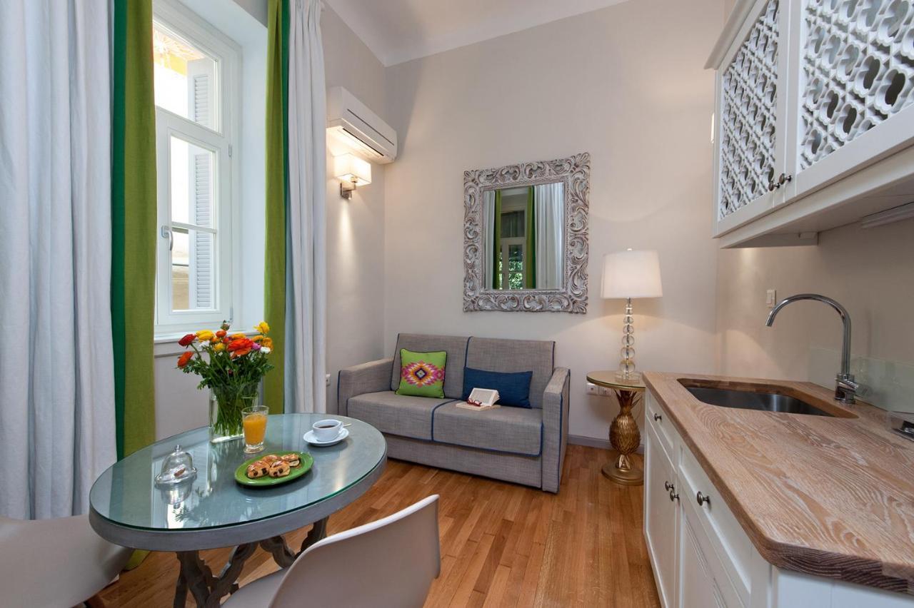 Acropolis Townhouseco Suites 雅典 外观 照片